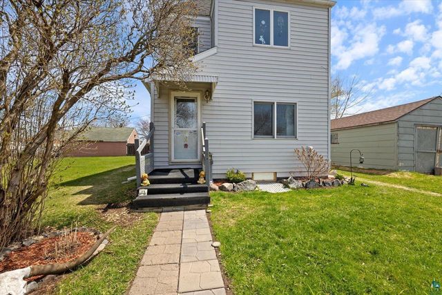 2006 Butler Ave, Superior, WI 54880