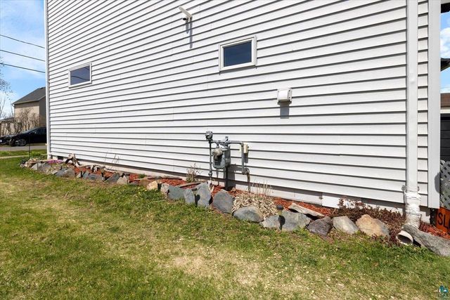 2006 Butler Ave, Superior, WI 54880
