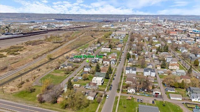 2006 Butler Ave, Superior, WI 54880