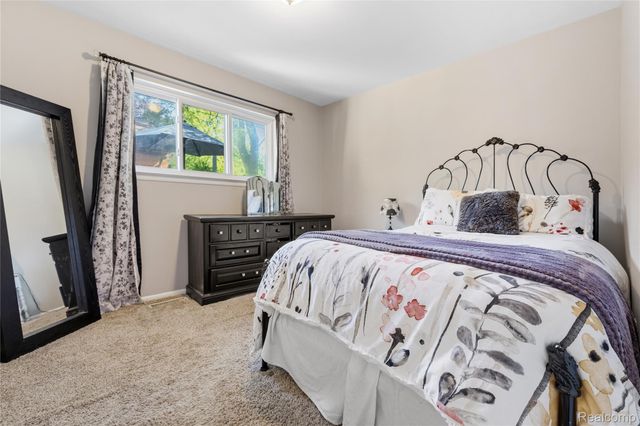 154 Noble Street, Milford Village, MI 48381