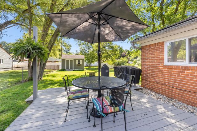 154 Noble Street, Milford Village, MI 48381