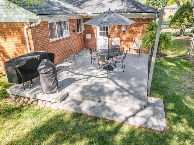154 Noble Street, Milford Village, MI 48381