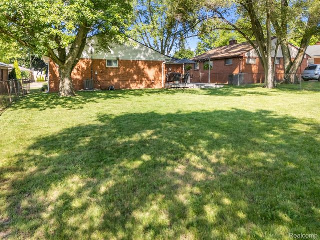 154 Noble Street, Milford Village, MI 48381
