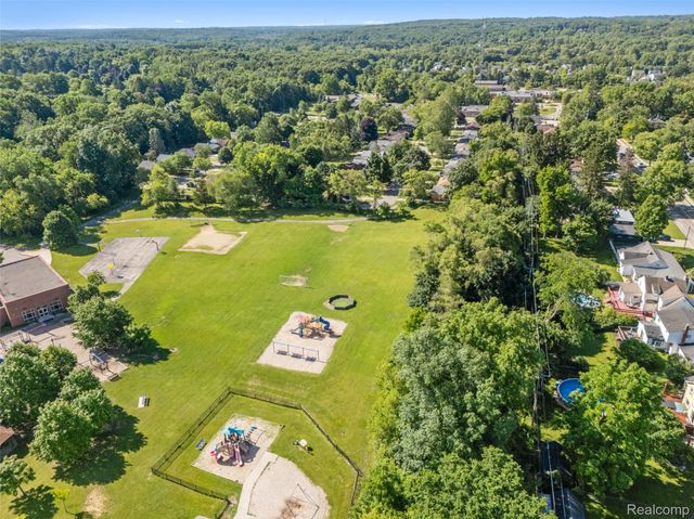 154 Noble Street, Milford Village, MI 48381