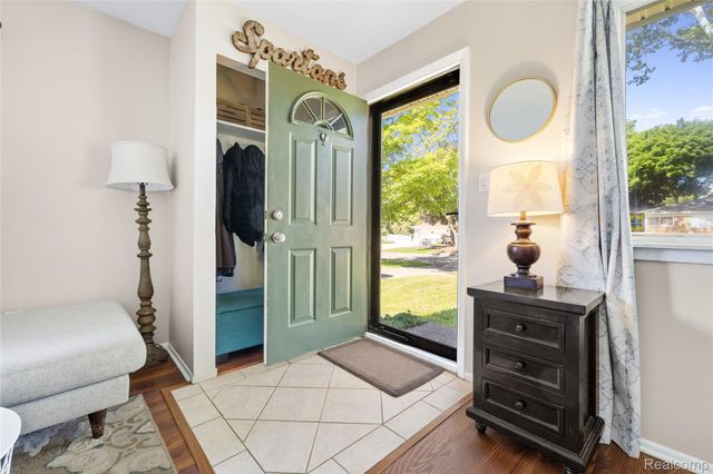 154 Noble Street, Milford Village, MI 48381