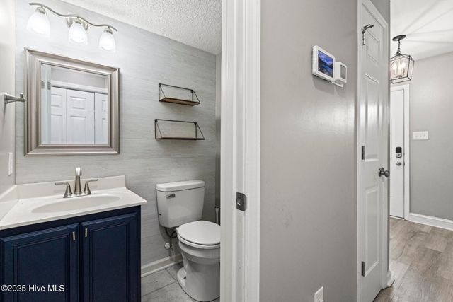 111 Summercreek Drive, Jacksonville, NC 28546