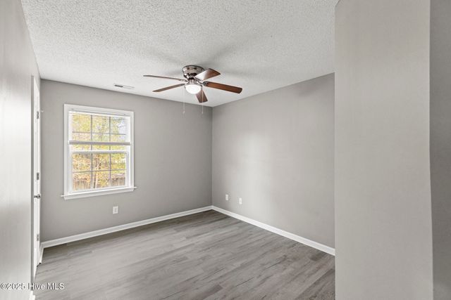 111 Summercreek Drive, Jacksonville, NC 28546