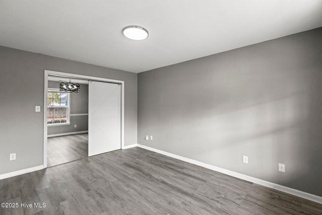 111 Summercreek Drive, Jacksonville, NC 28546