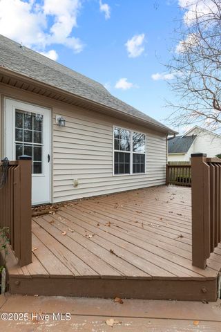 111 Summercreek Drive, Jacksonville, NC 28546