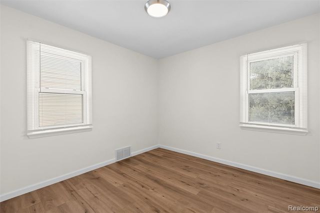 2218 Baxter Avenue, Royal Oak, MI 48067