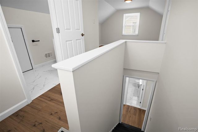 2218 Baxter Avenue, Royal Oak, MI 48067