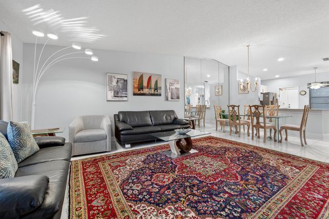 6220 Kings Gate Circle, Delray Beach, FL 33484