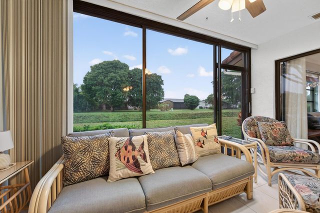 6220 Kings Gate Circle, Delray Beach, FL 33484