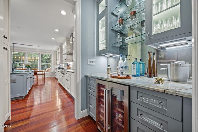 109 Springdale Way, Chapel Hill, NC 27517