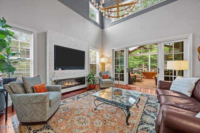 109 Springdale Way, Chapel Hill, NC 27517