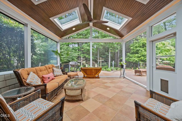 109 Springdale Way, Chapel Hill, NC 27517