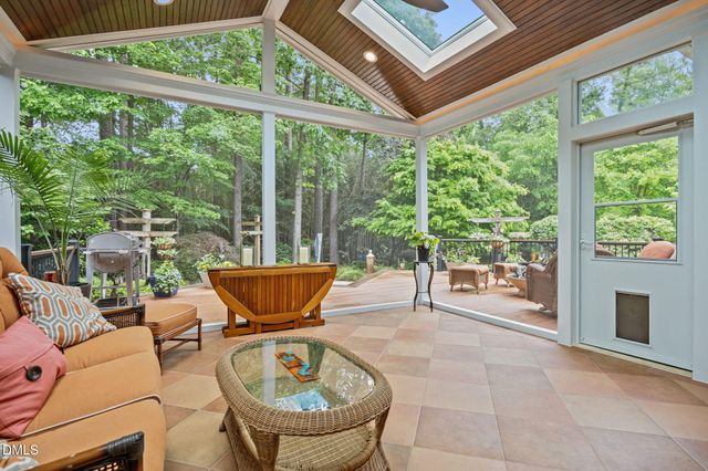109 Springdale Way, Chapel Hill, NC 27517