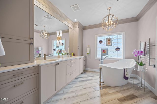 109 Springdale Way, Chapel Hill, NC 27517