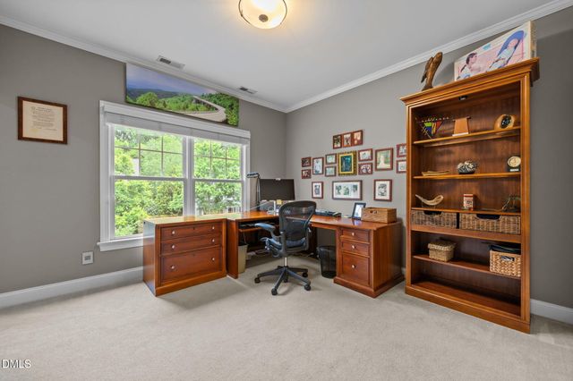 109 Springdale Way, Chapel Hill, NC 27517