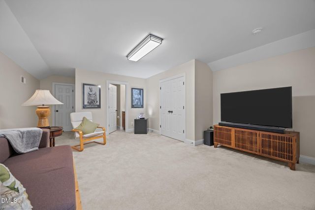 109 Springdale Way, Chapel Hill, NC 27517