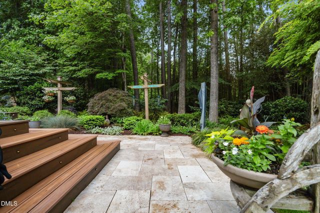 109 Springdale Way, Chapel Hill, NC 27517