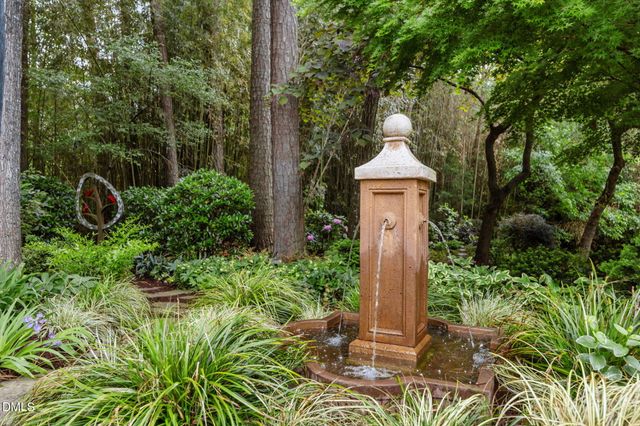 109 Springdale Way, Chapel Hill, NC 27517
