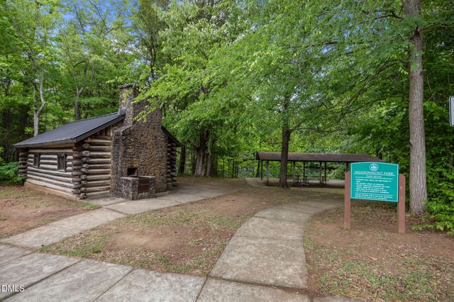 109 Springdale Way, Chapel Hill, NC 27517