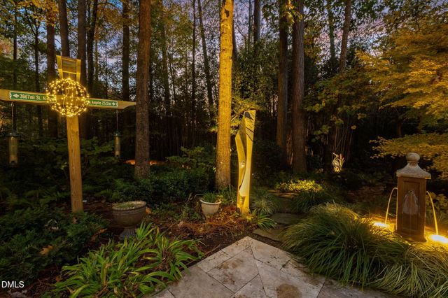 109 Springdale Way, Chapel Hill, NC 27517
