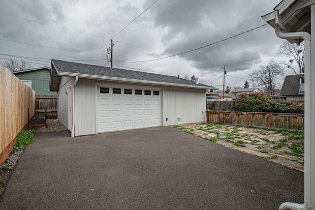 408 Marie Street, Medford, OR 97504