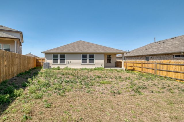 109 BETHPAGE DR, San Marcos, TX 78666