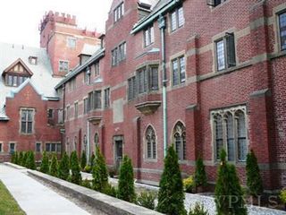 306 Chateau Rive 306, Peekskill, NY 10566