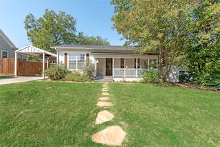 318 S Walnut Street, Weatherford, TX 76086