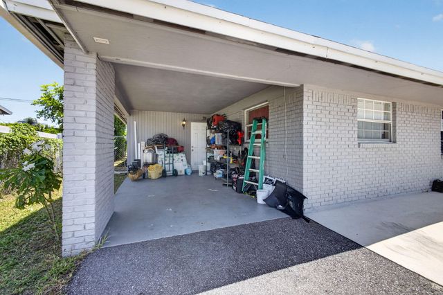 3408 E Avenue H W, Riviera Beach, FL 33404