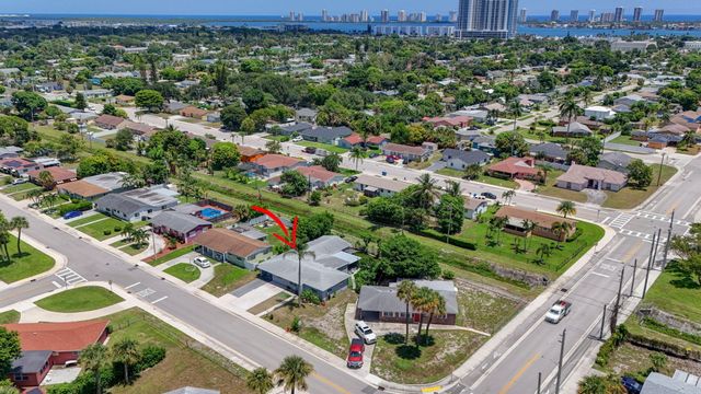 3408 E Avenue H W, Riviera Beach, FL 33404
