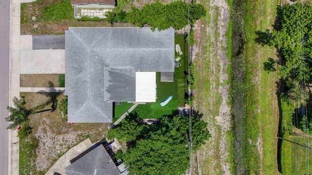 3408 E Avenue H W, Riviera Beach, FL 33404