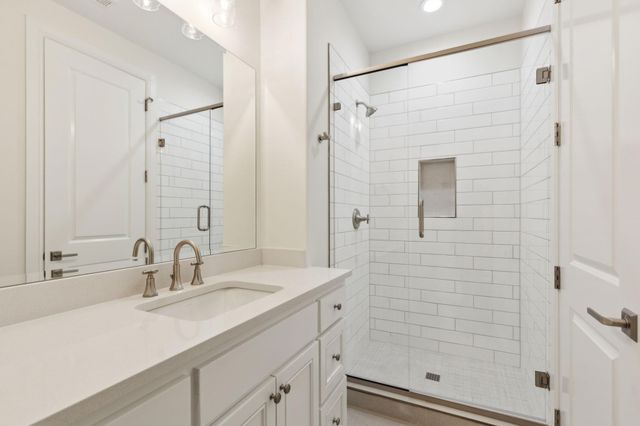 18 Comillas Court, Westlake, TX 76262