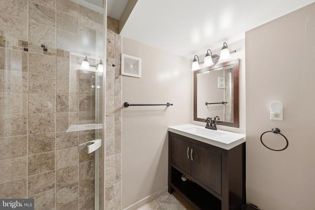4335 UTICA AVE, Alexandria, VA 22304