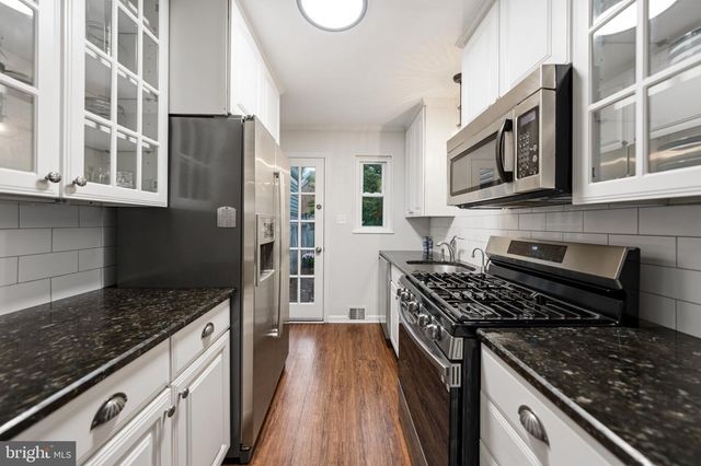 4335 UTICA AVE, Alexandria, VA 22304