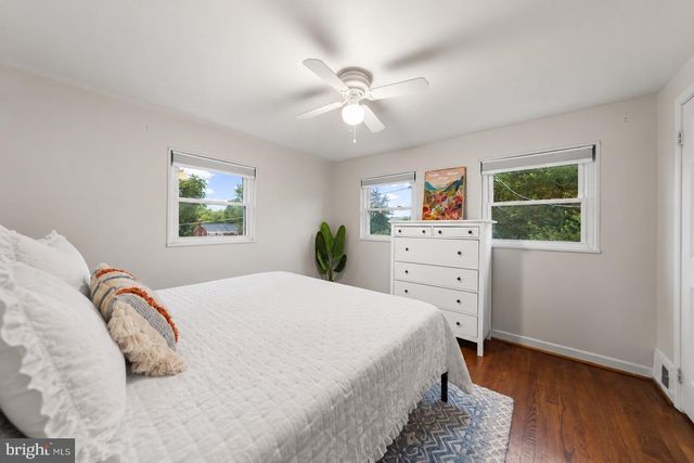 4335 UTICA AVE, Alexandria, VA 22304
