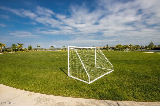 14028 Pine Lodge LN, Fort Myers, FL 33913