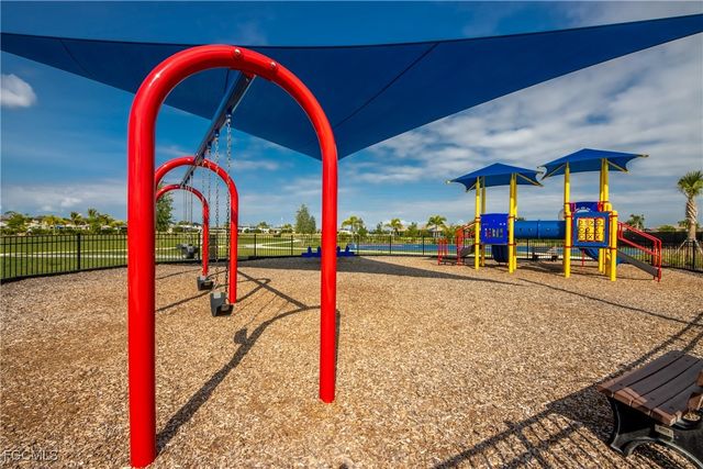 14028 Pine Lodge LN, Fort Myers, FL 33913