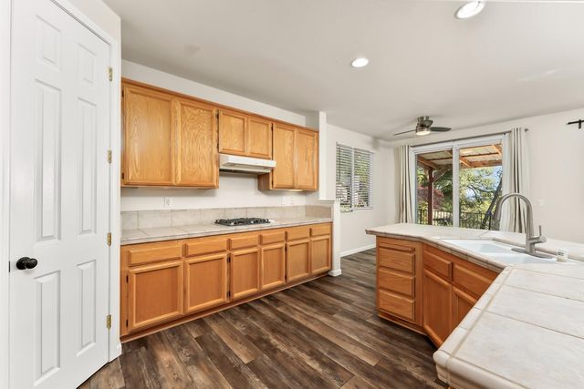 4285 Crazy Horse Rd, Cameron Park, CA 95682