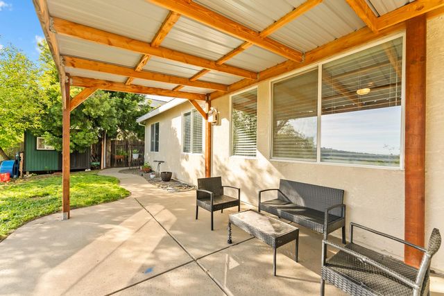 4285 Crazy Horse Rd, Cameron Park, CA 95682