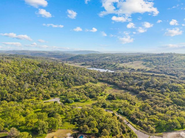 4285 Crazy Horse Rd, Cameron Park, CA 95682