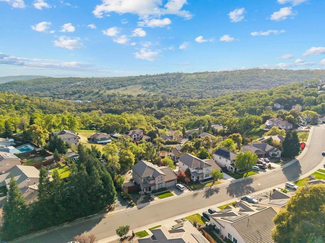 4285 Crazy Horse Rd, Cameron Park, CA 95682