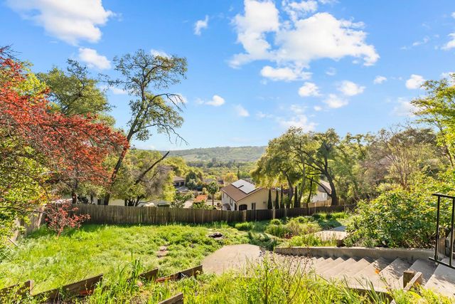 4285 Crazy Horse Rd, Cameron Park, CA 95682