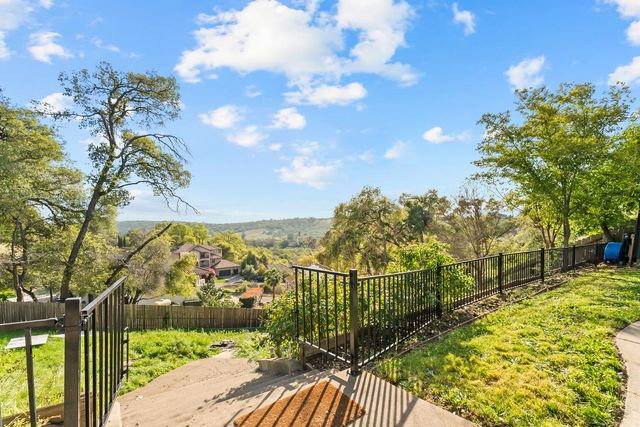 4285 Crazy Horse Rd, Cameron Park, CA 95682