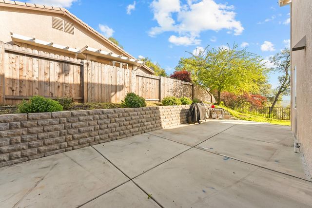 4285 Crazy Horse Rd, Cameron Park, CA 95682