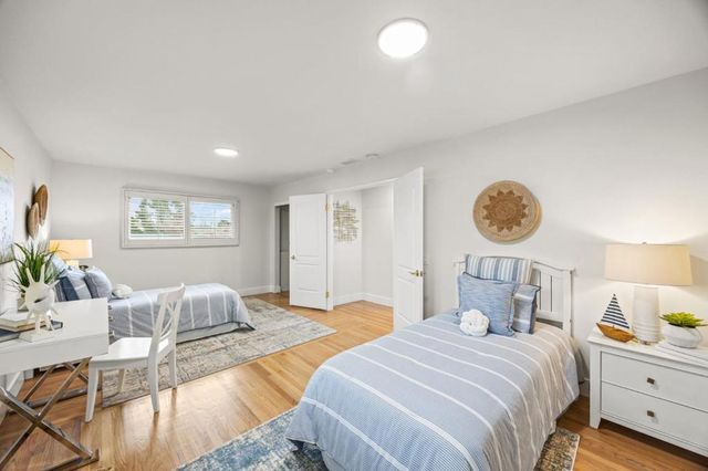 230 Duck Court, Foster City, CA 94404