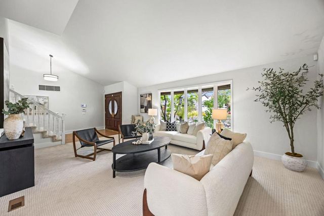 230 Duck Court, Foster City, CA 94404